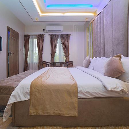 God'S Touch Apartments Signature Lagos Dış mekan fotoğraf