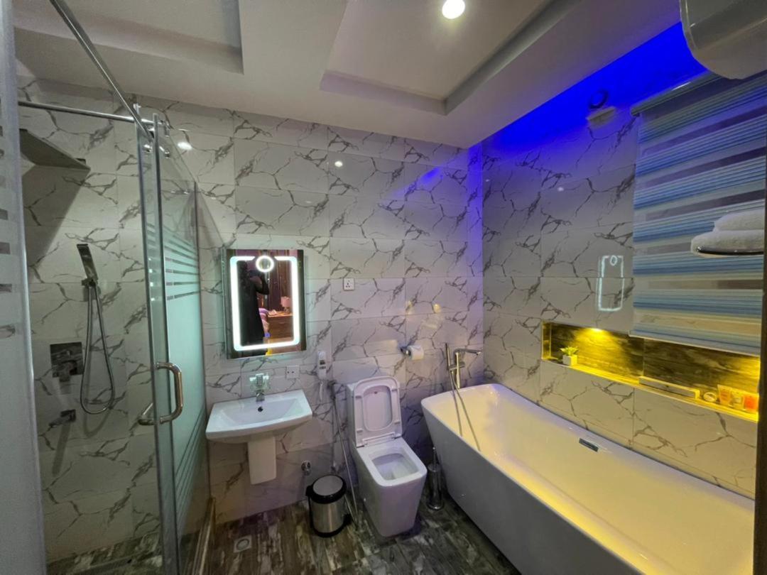 God'S Touch Apartments Signature Lagos Dış mekan fotoğraf