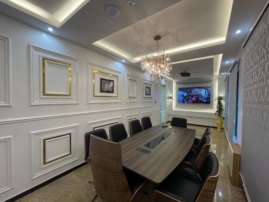 God'S Touch Apartments Signature Lagos Dış mekan fotoğraf