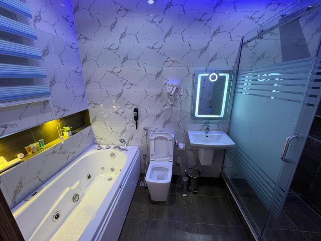 God'S Touch Apartments Signature Lagos Dış mekan fotoğraf