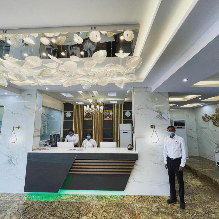 God'S Touch Apartments Signature Lagos Dış mekan fotoğraf