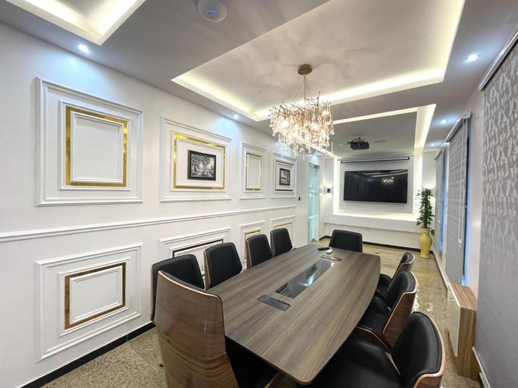 God'S Touch Apartments Signature Lagos Dış mekan fotoğraf