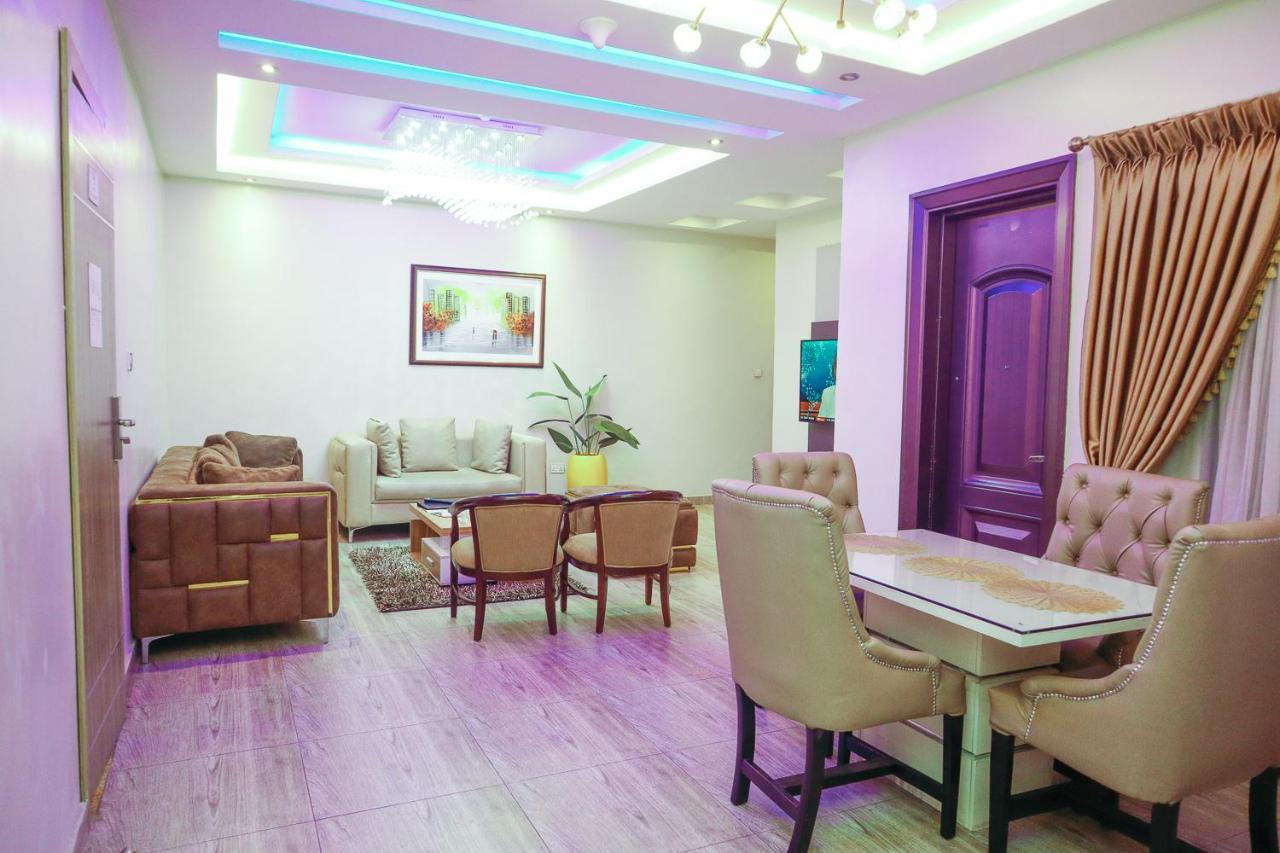 God'S Touch Apartments Signature Lagos Dış mekan fotoğraf