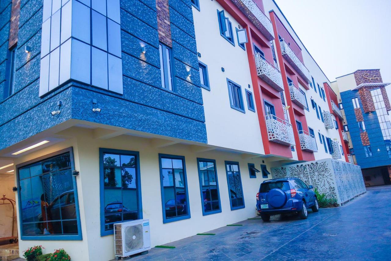 God'S Touch Apartments Signature Lagos Dış mekan fotoğraf